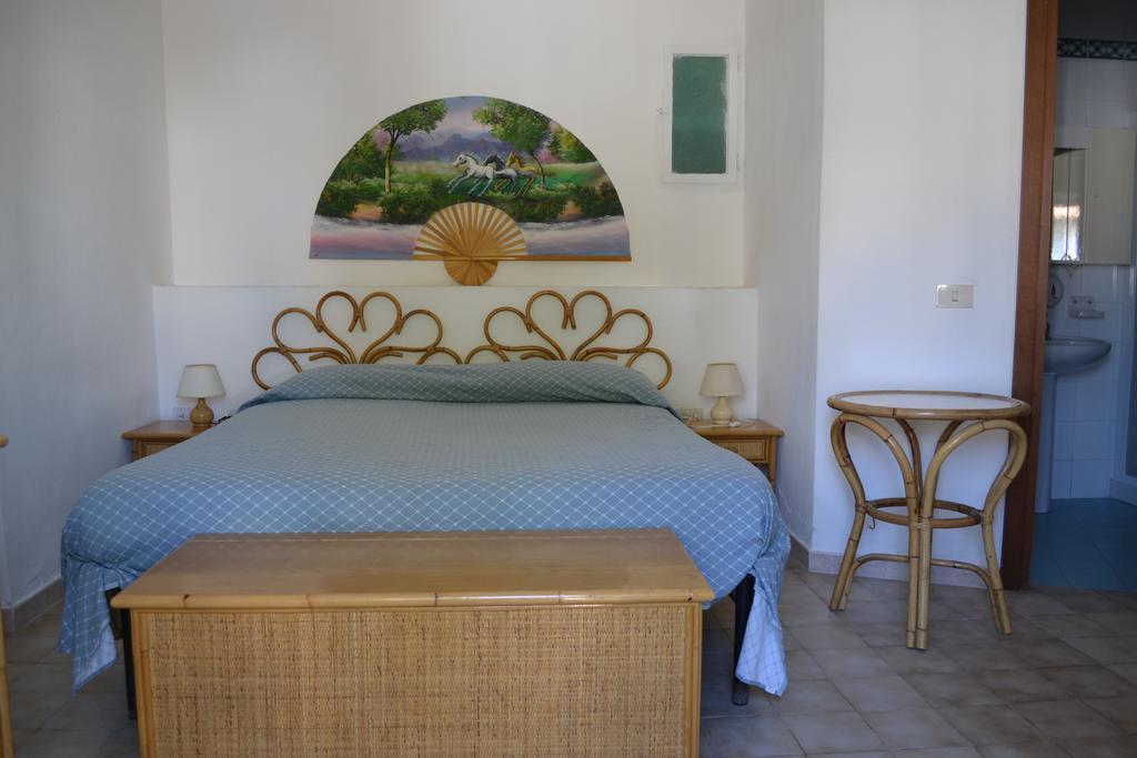 Hotel Scoglio Bianco Portoferraio Room photo